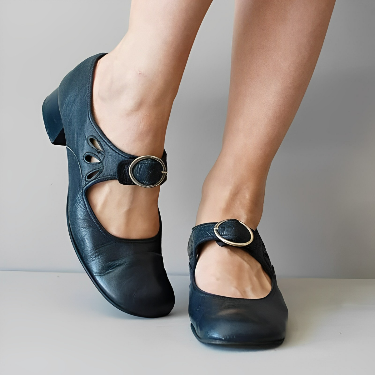 Edle Velana Damenschuhe mit Schnalle