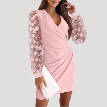 Damen Mini-Kleid mit Durchsichtigen Ärmeln und tiefem V-Ausschnitt