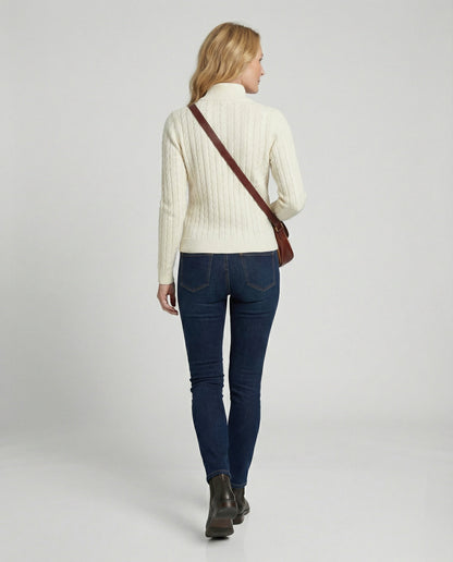 Damen Strickjacke Weiß mit Stehkragen und Zopfmuster