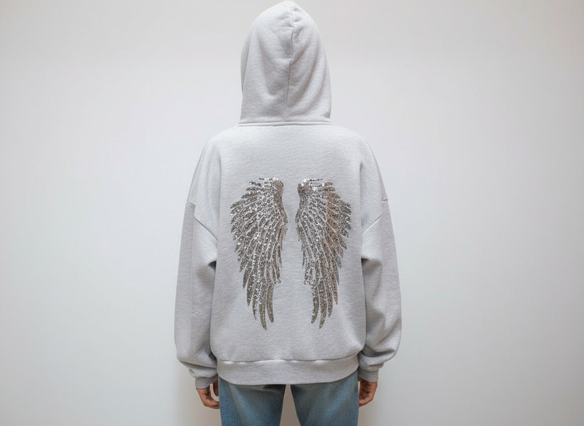 Avelyn Oversized Hoodie Rückseite mit Flügeldetail