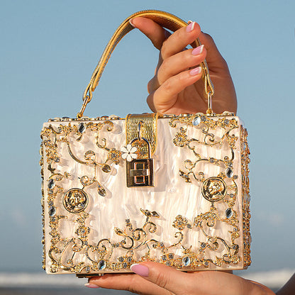 Himmelblaue Clutch Abendtasche mit Golddekor Luxus Design