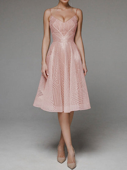 BerlinGlamour Sommerkleid mit Stickerei und Trägern