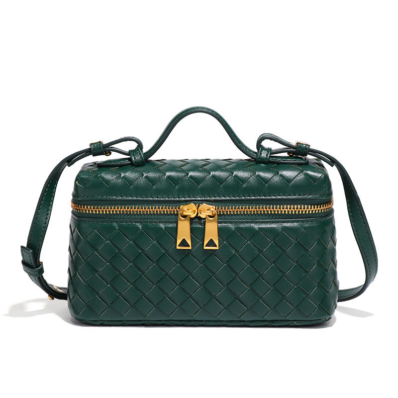 Grün geflochtene Crossbody-Tasche mit goldenem Reißverschluss