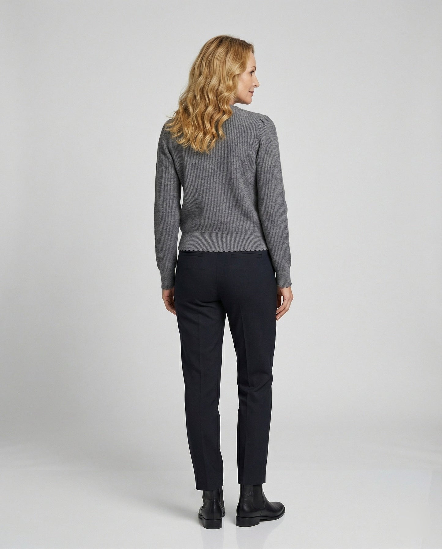 Damen Cardigan mit Nierenknöpfen Modern