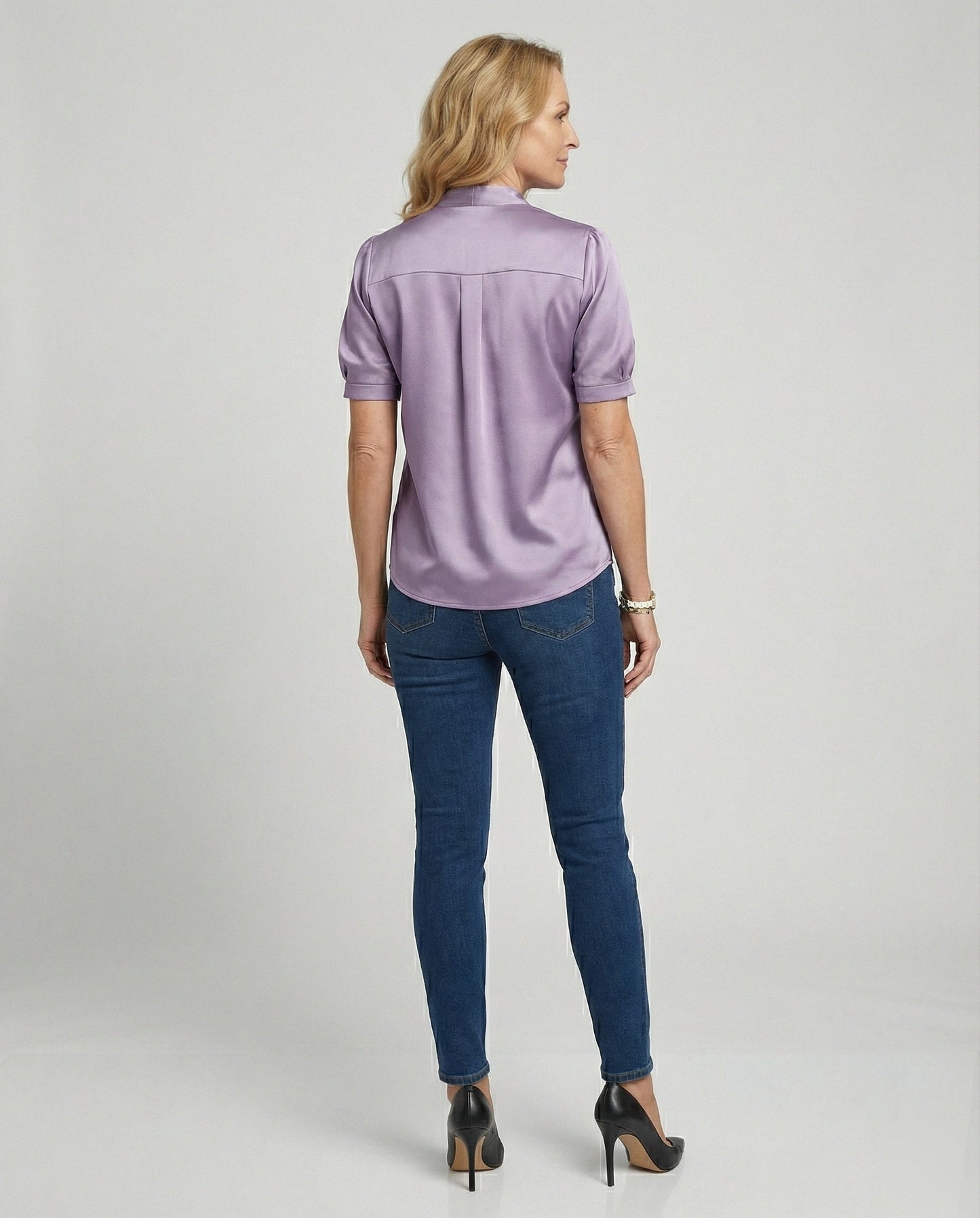 Damen Bluse Top mit Krawattenkragen Elegante Satin