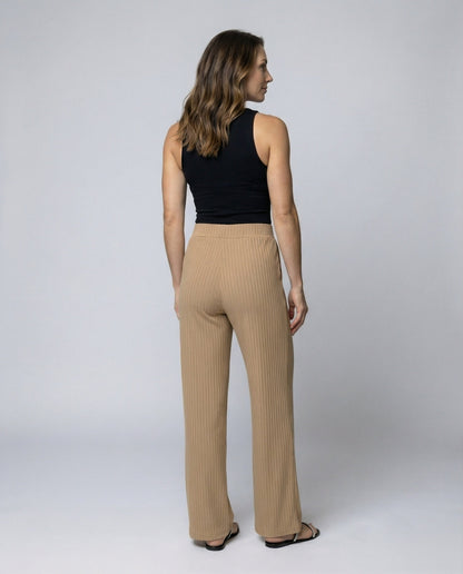 Damen Sommerhose Weit Geschnitten Elegant Mit Rippstruktur