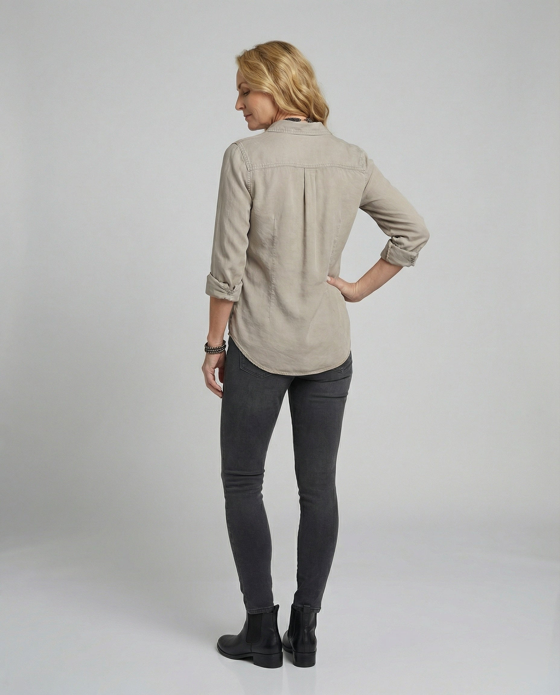 Elegante Damenbluse V-Ausschnitt Damenoberteil - BerlinGlamour