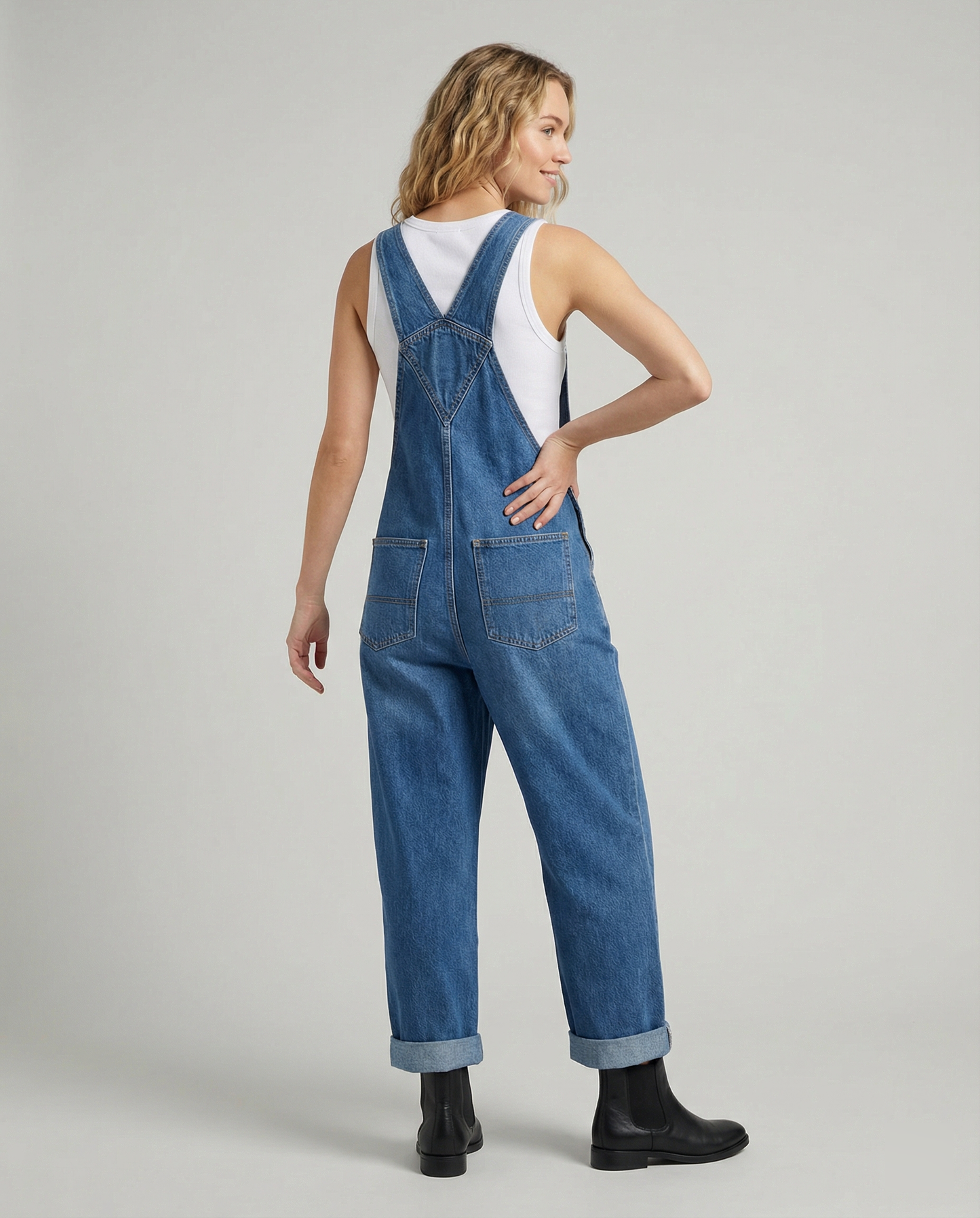 Damen Latzhose Jeans Oversized mit tiefen Taschen
