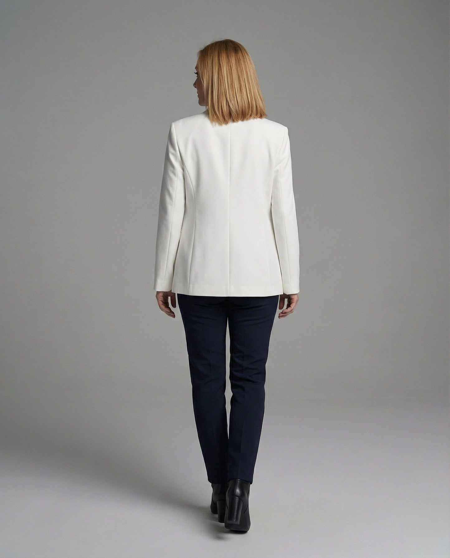 Elegante Damen Blazerjacke Asymmetrisch Modern