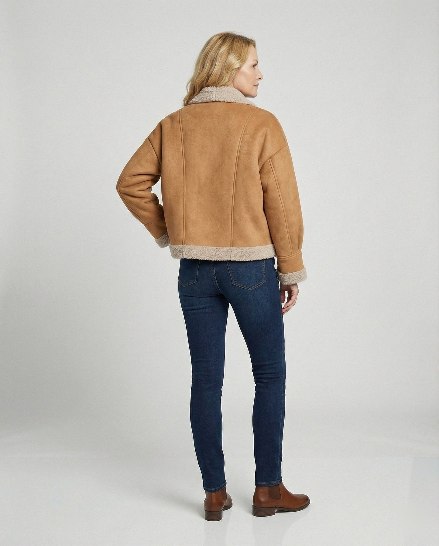 Elegante Damenjacke mit Stehkragen Modern
