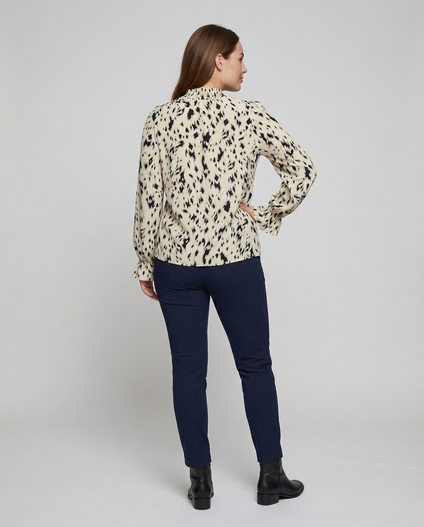 Damenbluse Elegante Tiermuster Bluse Mit Rüschensaum