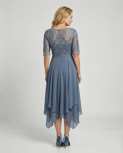 Elegantes Damen Midikleid aus Spitze und Chiffon