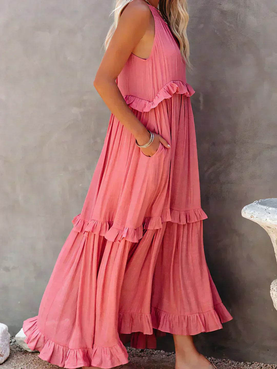 Sommer Maxikleid mit Volants Neckholder Damenkleid