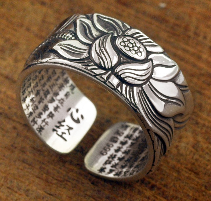 Silberner Ring mit Lotus Motiv Glitzernd