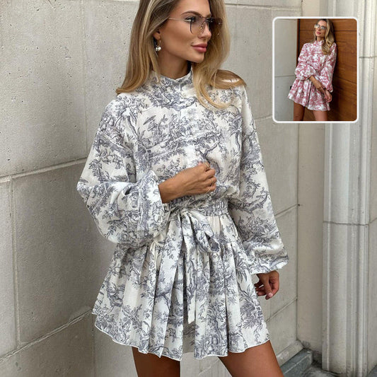 Emmas modisches Kurzkleid: Puffärmel und A-Linie