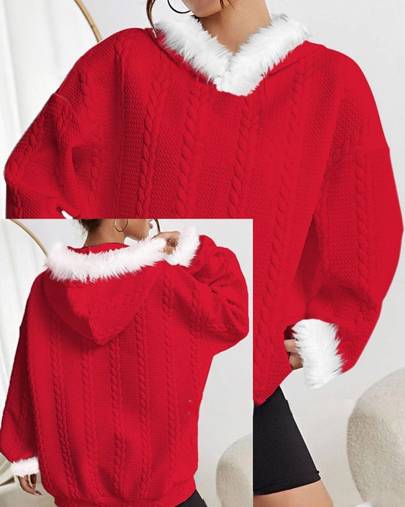 Weihnachtspullover mit Kapuze von BerlinGlamour in lässiger Passform