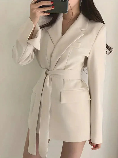 BerlinGlamour | Blazer Kleid Taillierte Passform Mini Länge