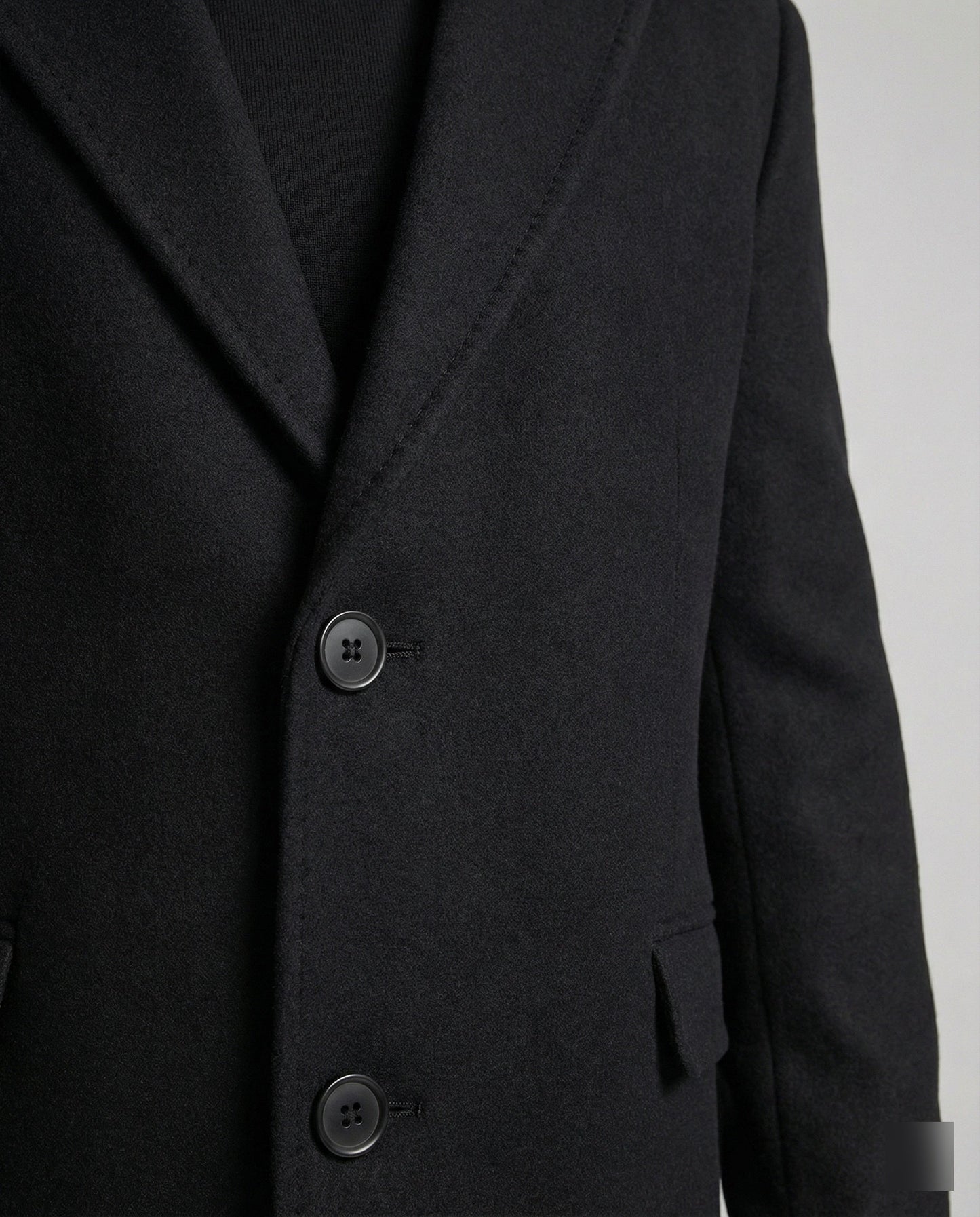 Eleganter Herren Langmantel Schwarz Modern