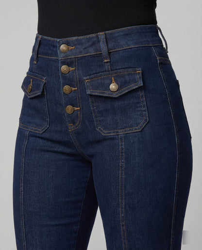 Hohe Damenjeans High-Waist Schlagjeans Trendy