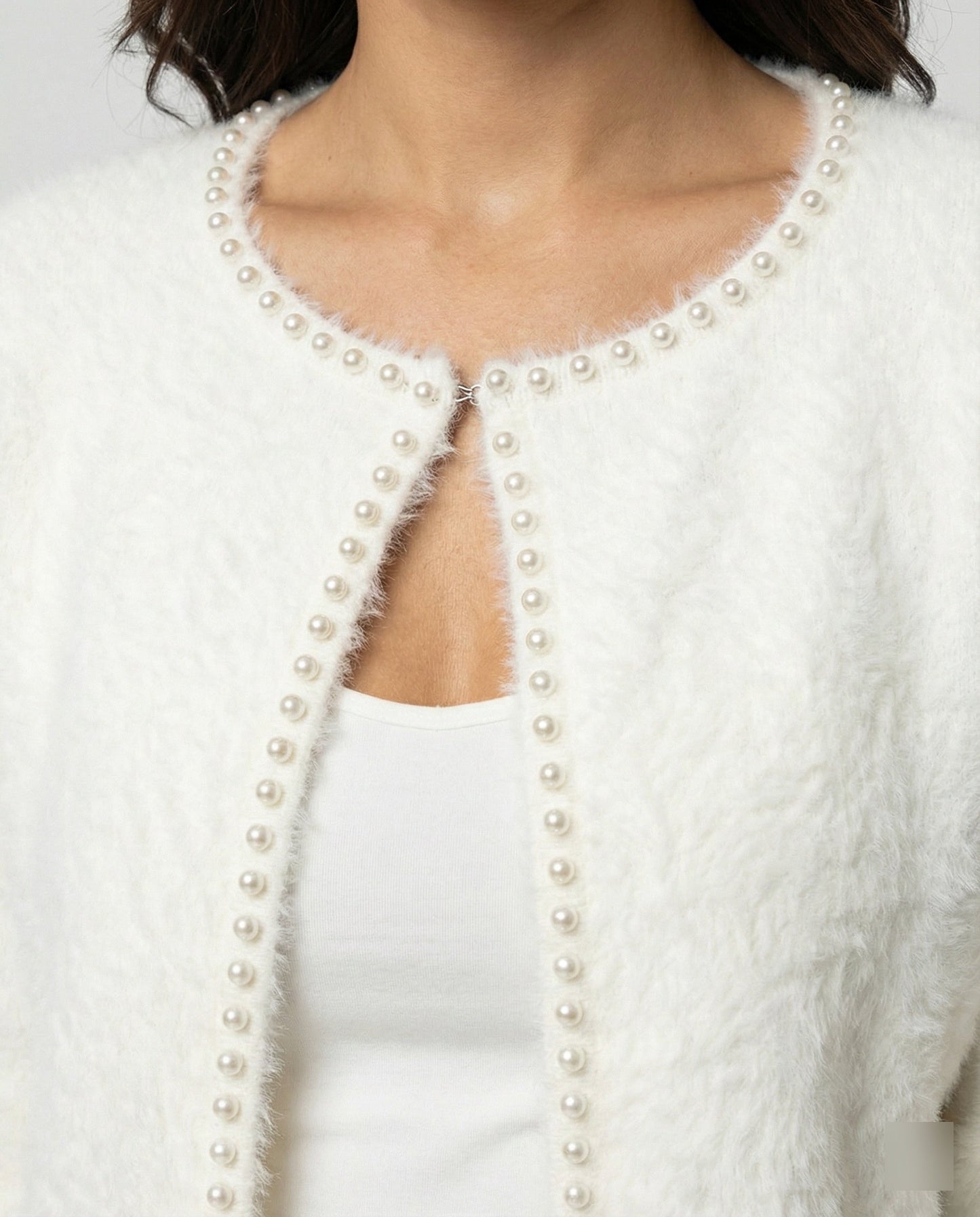 Damen Strickjacke Flauschig mit Perlen Verzierung