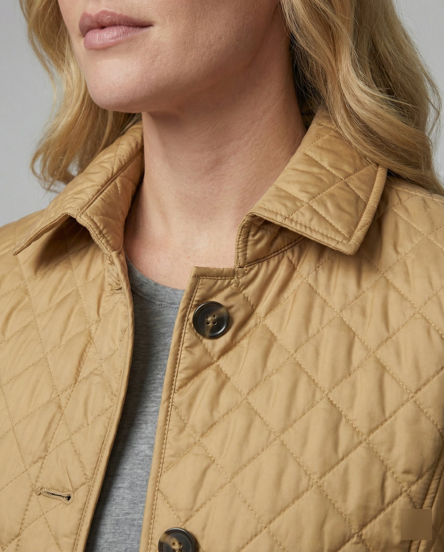 Warme Damenjacke Tailliert Modern