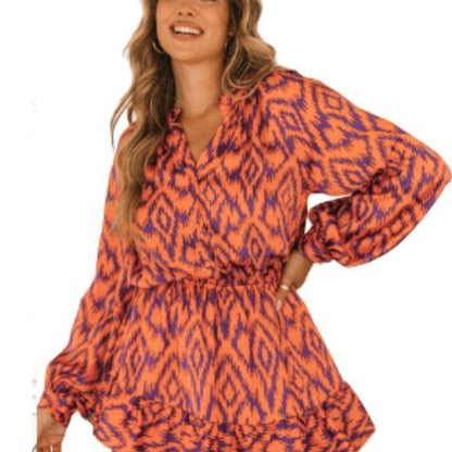 BerlinGlamour Langarmkleid mit Stehkragen, elastischer Taille und Druck