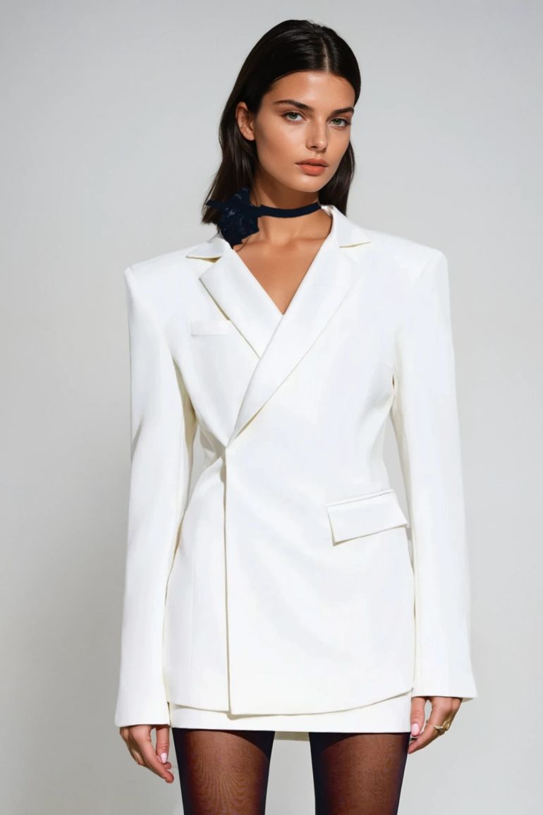 Weißer Blazer Damen Offener Rücken Tailliert - BerlinGlamour