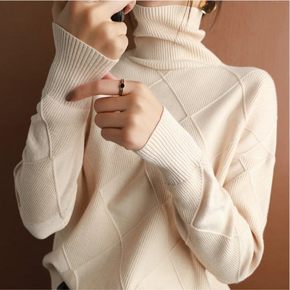 Weicher Rollkragenpullover Zopfmuster Frauenpullover
