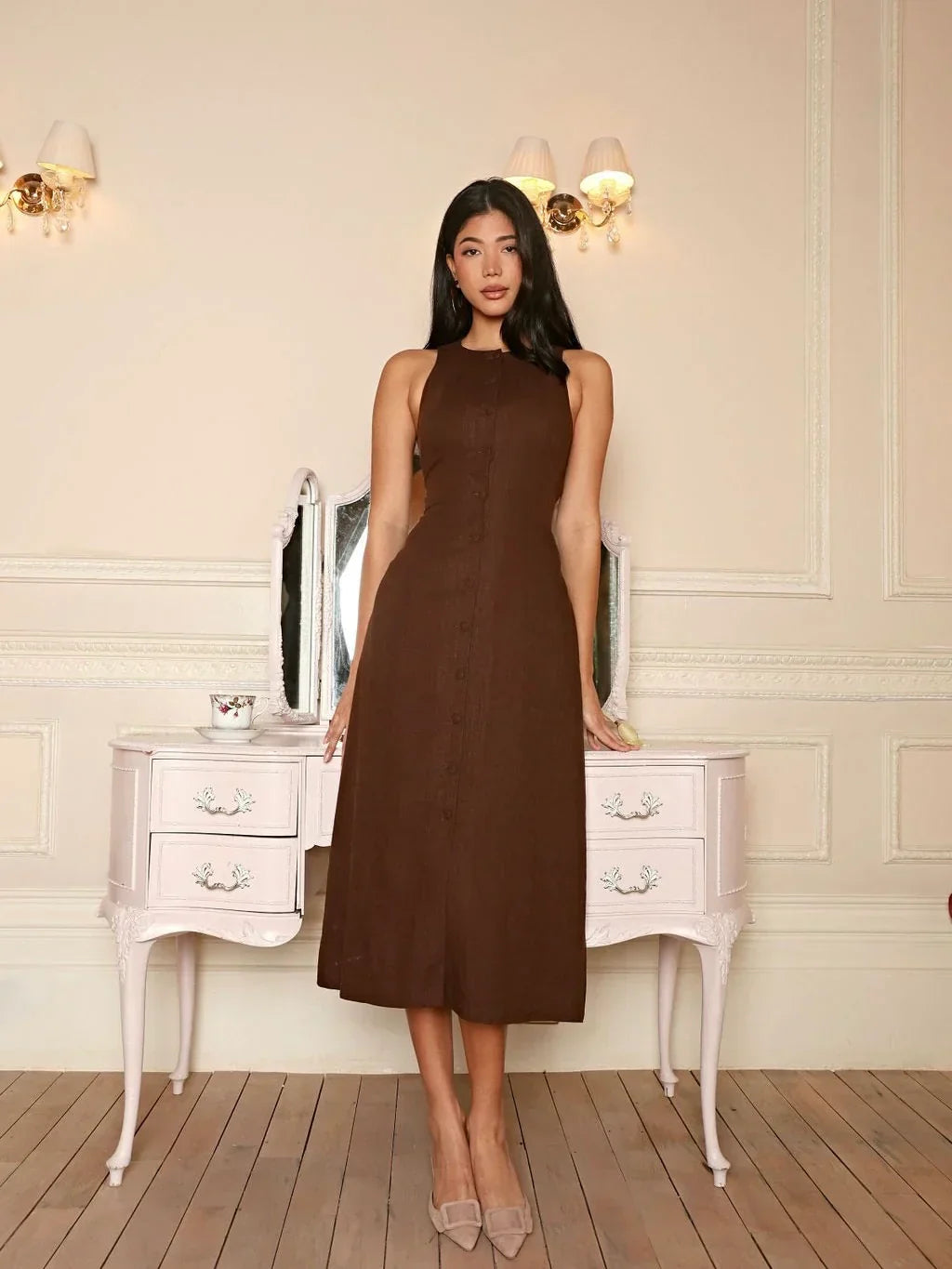 Braunes Leinenkleid Ärmellos Damen Midikleid Figurbetonter Stil