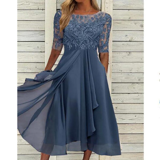 Damenkleid aus Chiffon mit Stickerei, Spitze und Aussparungen von BerlinGlamour