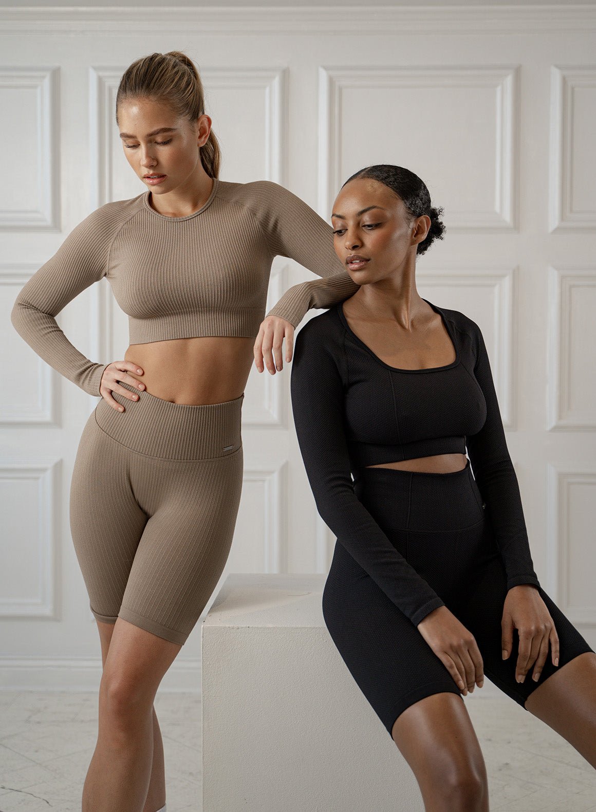 Damen Crop Top Langarm Espresso Farbe