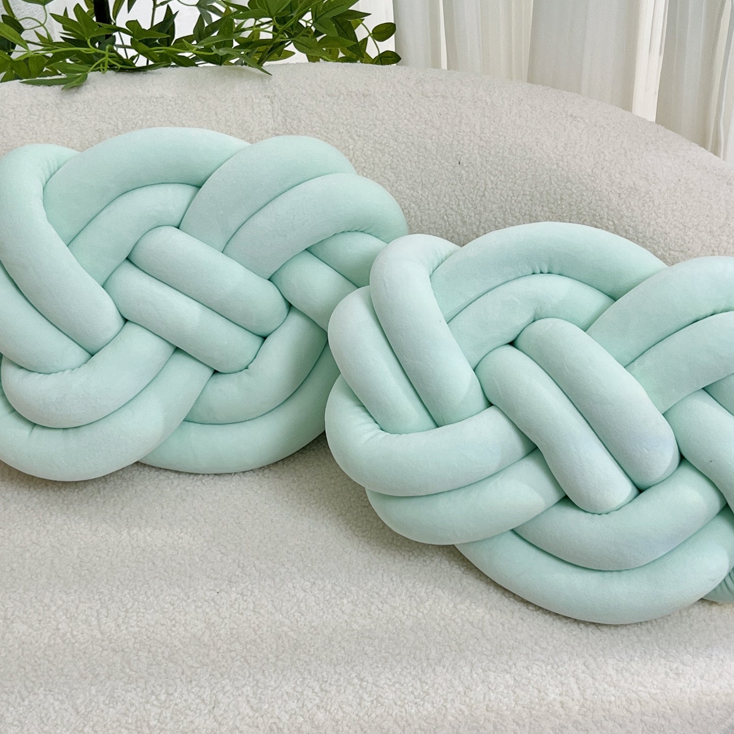 Weiche Kissen Luxus Komfort mit Knöpfen Modern