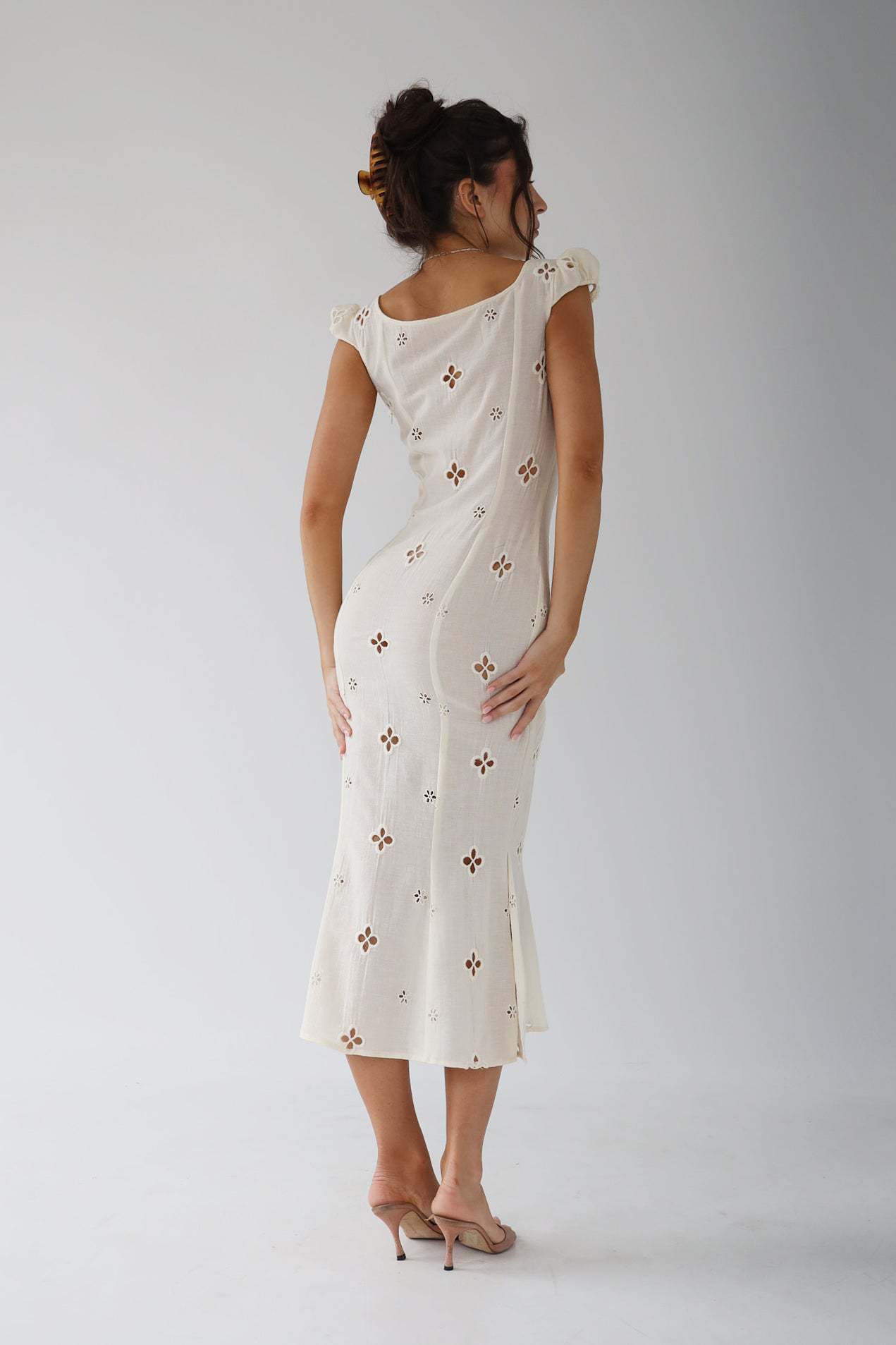 Elegantes Damen Hochzeitskleid Midi Länge