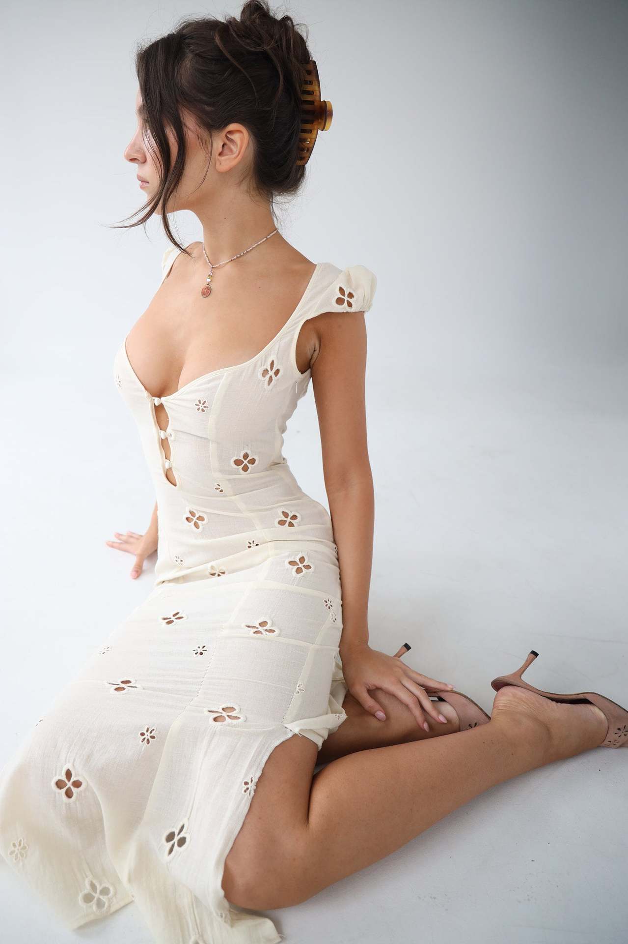 Elegantes Damen Hochzeitskleid Midi Länge