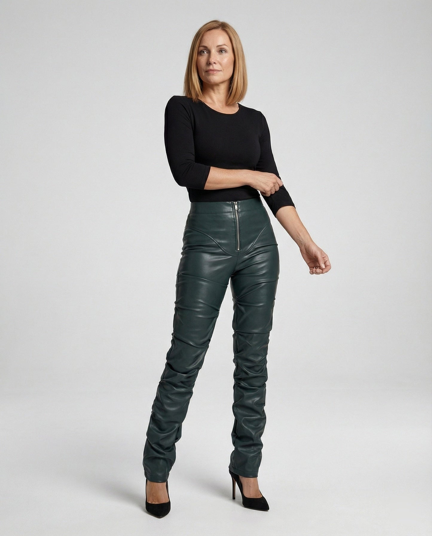 Damen High-Waist Hose Kunstleder Weites Bein Schwarz - BerlinGlamour
