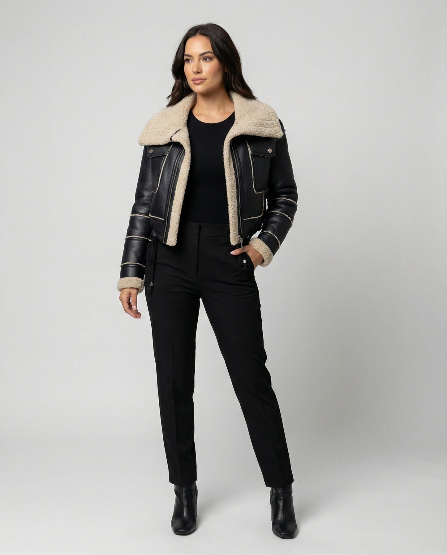 Leder Bikerjacke Kurz Schnitt Frauen