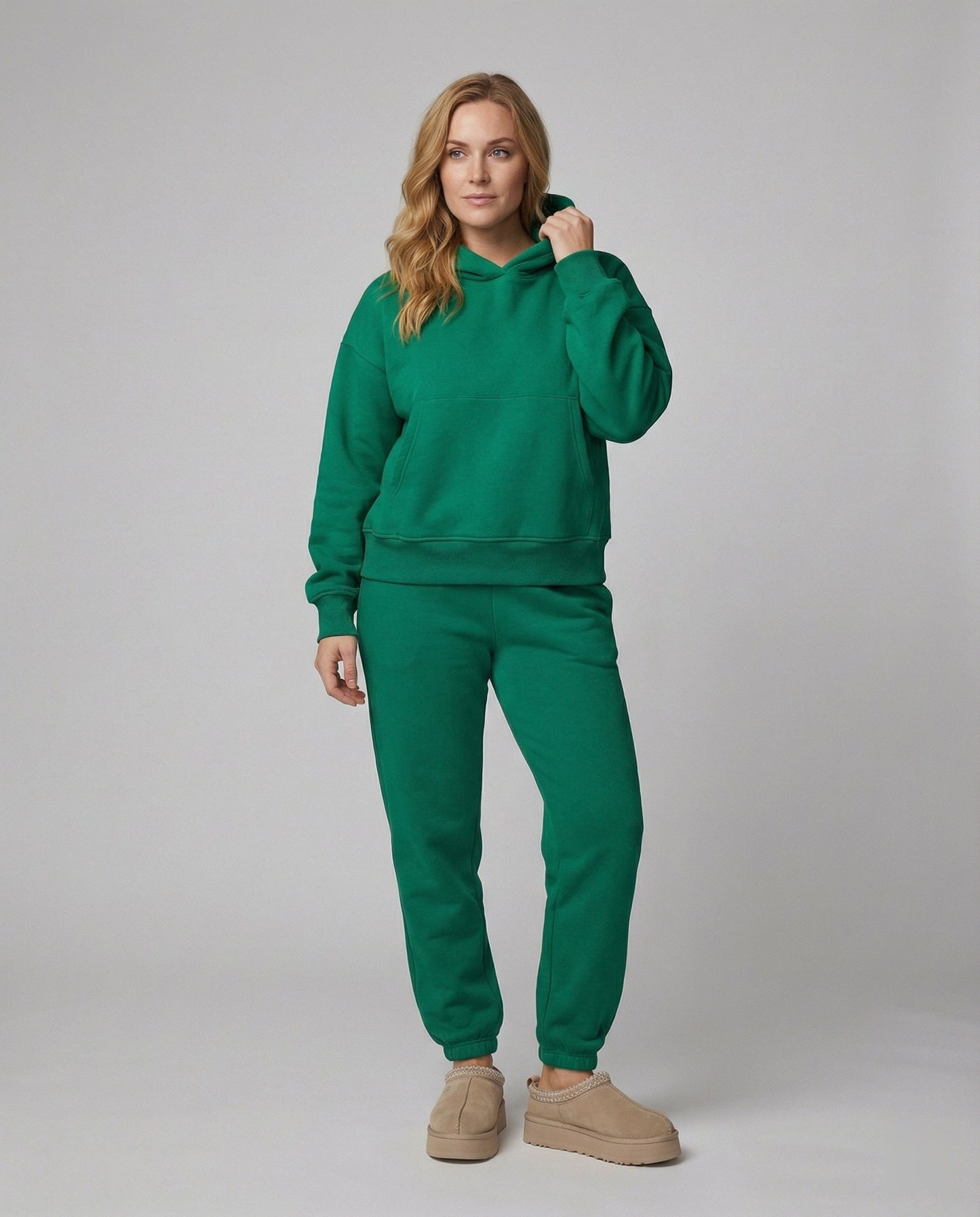 Sportliche Laufoutfit Damen Kapuzenpullover Hose Set - BerlinGlamour