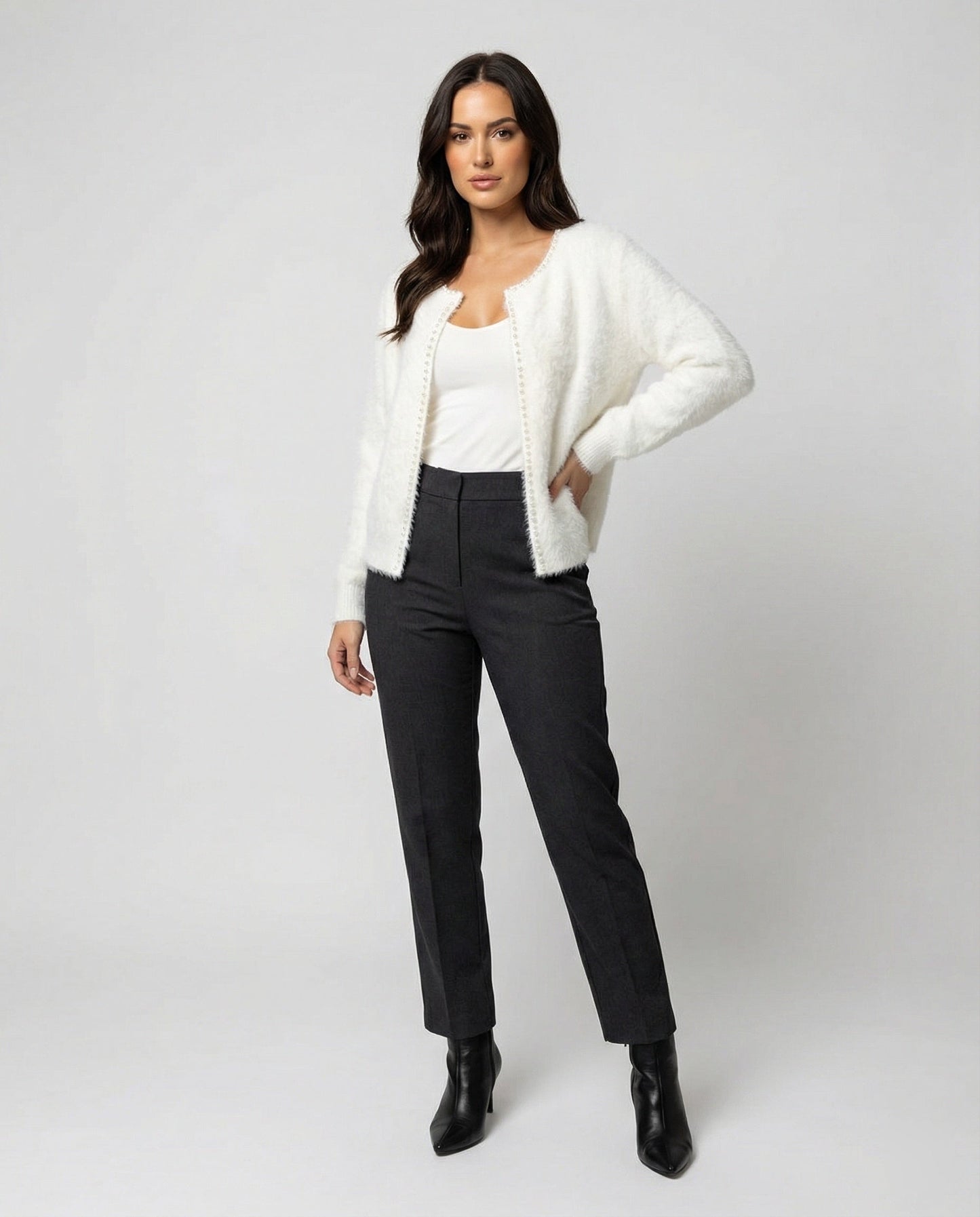 Damen Strickjacke Flauschig mit Perlen Verzierung
