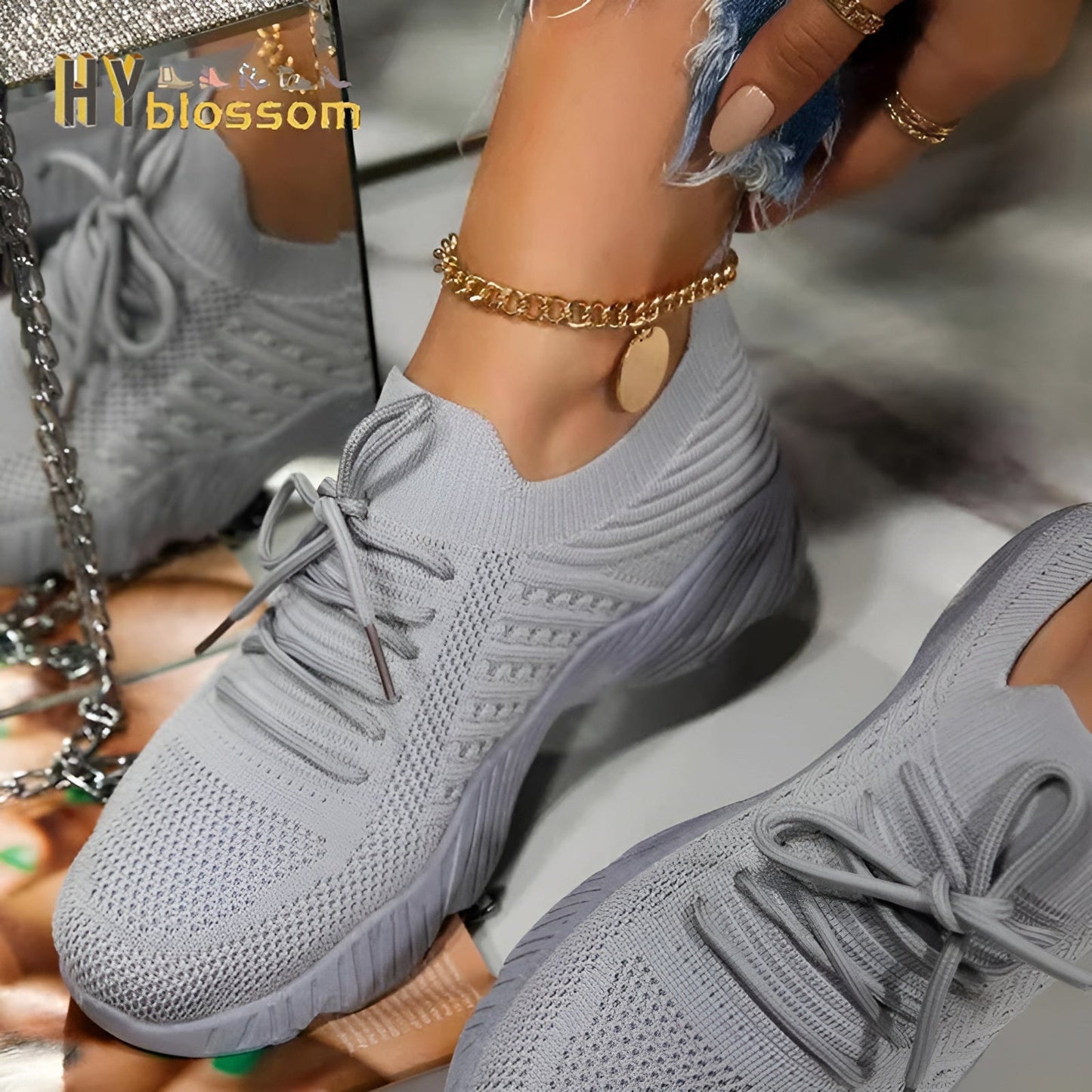 Komfortable und stylische Damenschuhe mit orthopädischer Unterstützung