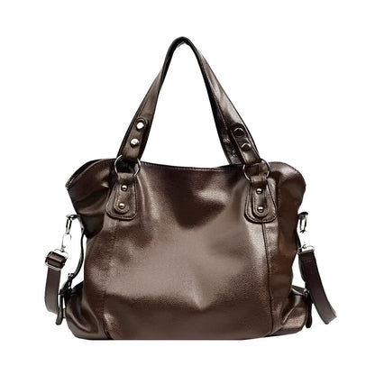 Braune Amara Schultertasche in luxuriösem Design