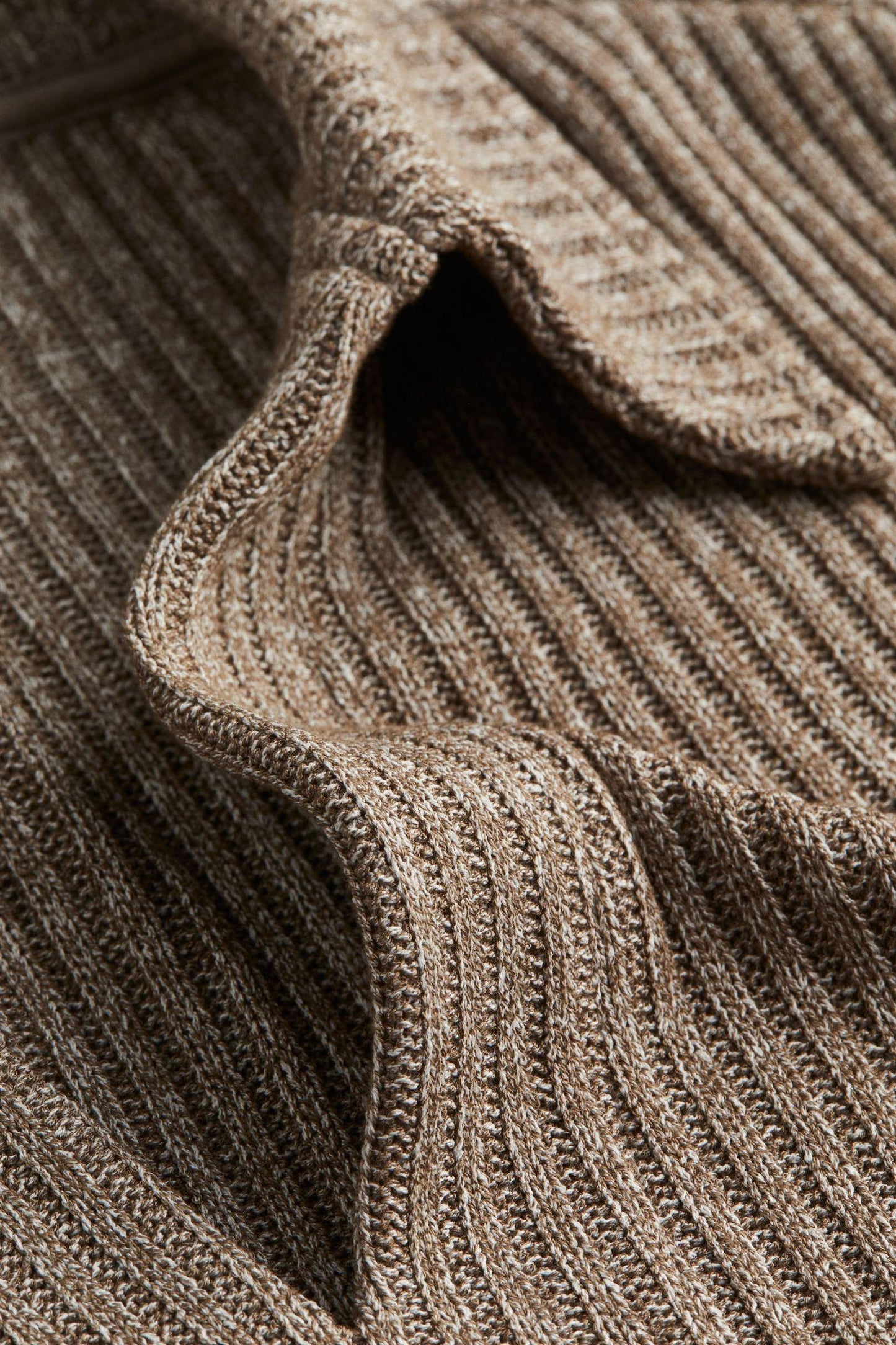 Gerippter Pullover mit Kragen für Herren