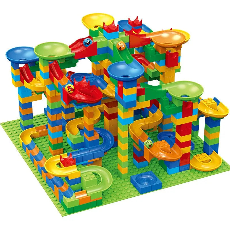Kreativer Labyrinthbauer für Kinder - BerlinGlamour