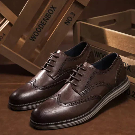 Vegane Herrenschuhe Wingtip-Schnürer Schwarz Modern
