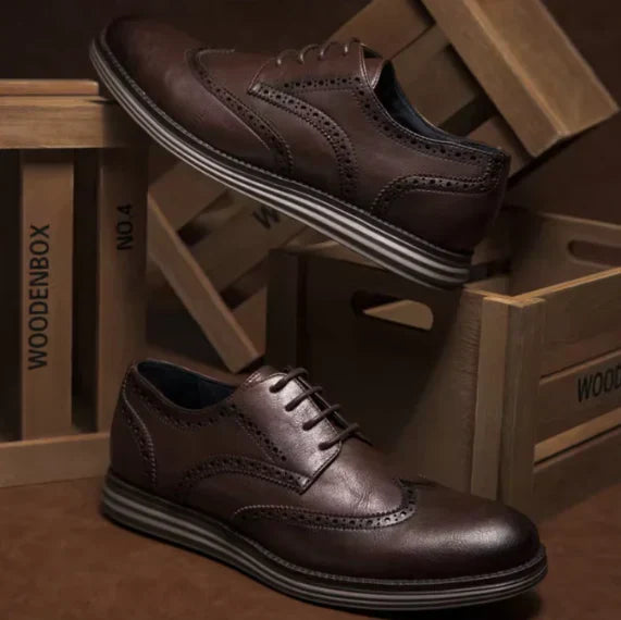 Vegane Herrenschuhe Wingtip-Schnürer Schwarz Modern