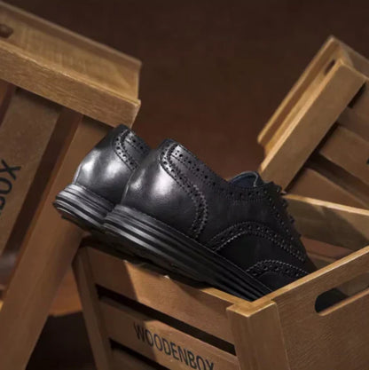 Vegane Herrenschuhe Wingtip-Schnürer Schwarz Modern