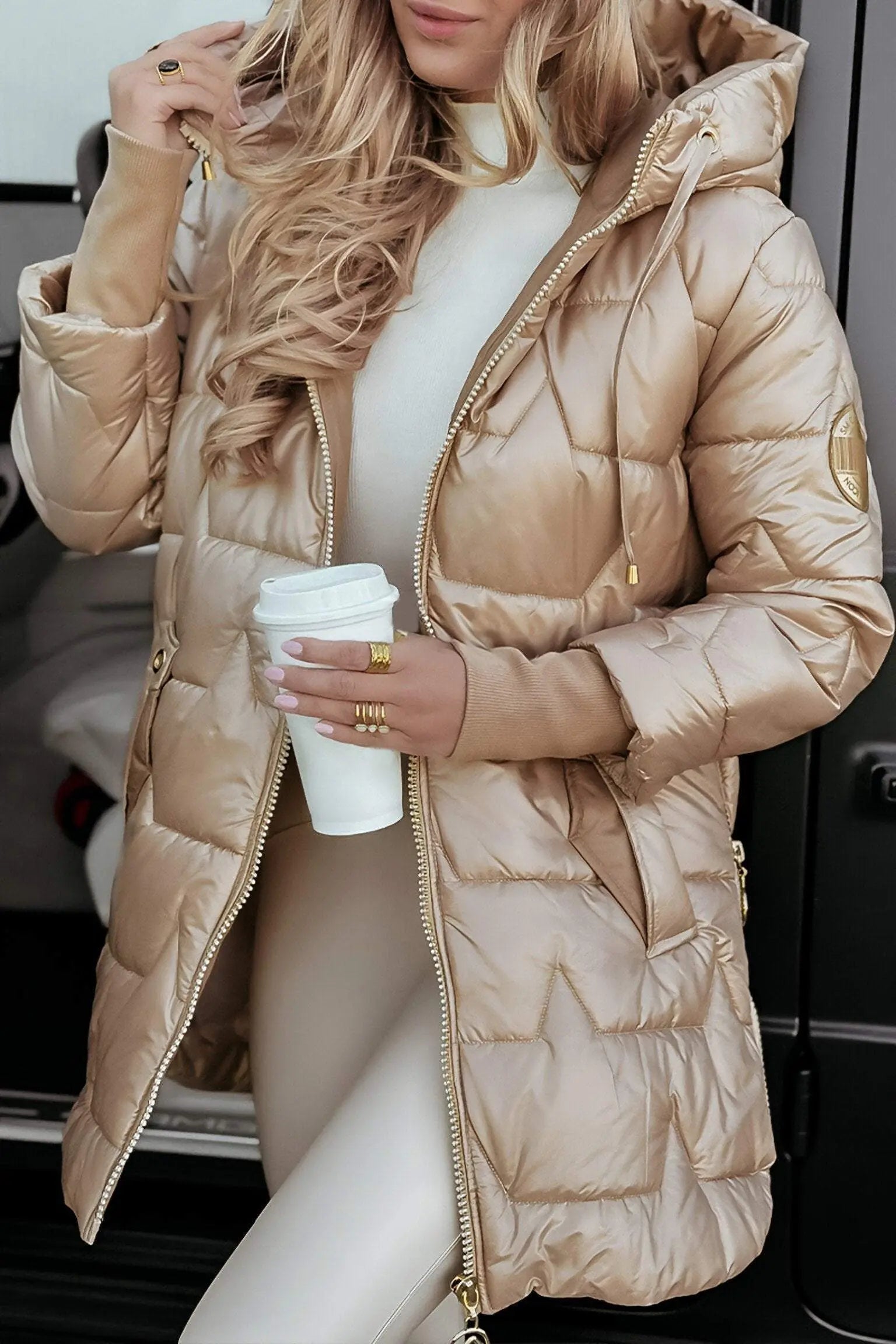 Pufferjacke Damen Warm mit Kapuze - BerlinGlamour