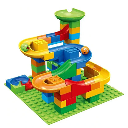 Kreativer Labyrinthbauer für Kinder
