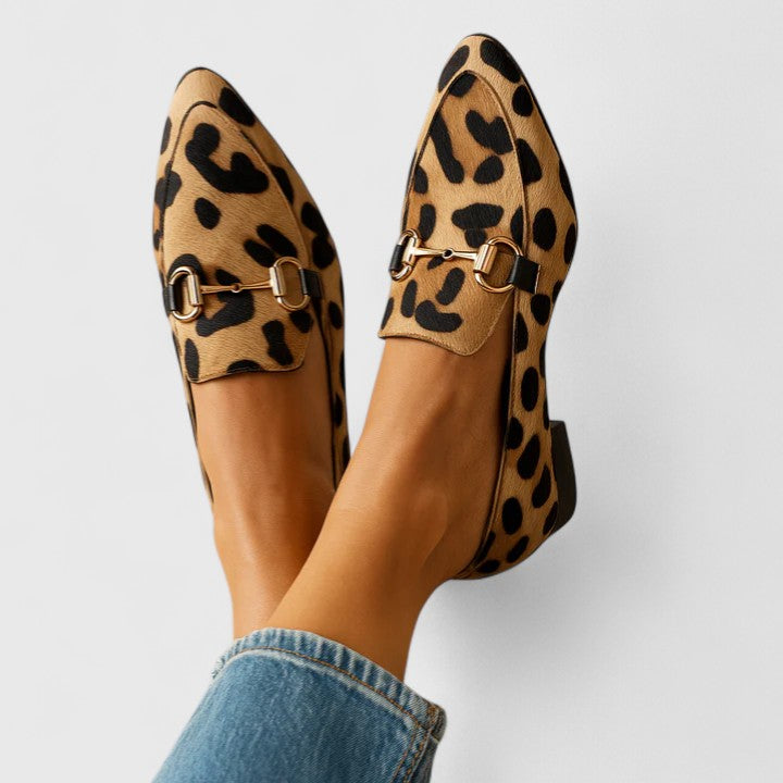 Damen Slipper Spitze Zehenpartie mit Muster - BerlinGlamour