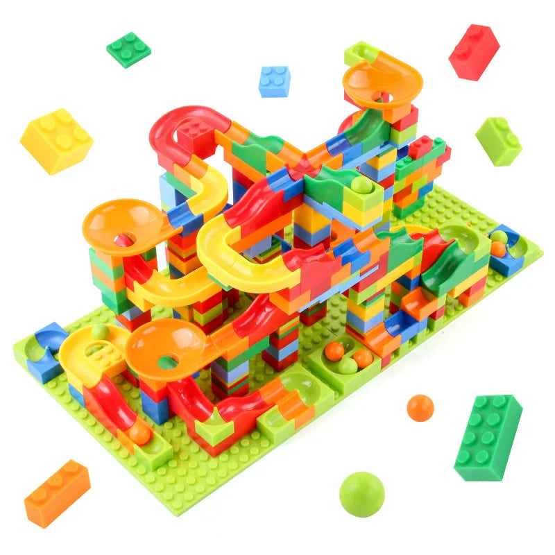 Kreativer Labyrinthbauer für Kinder