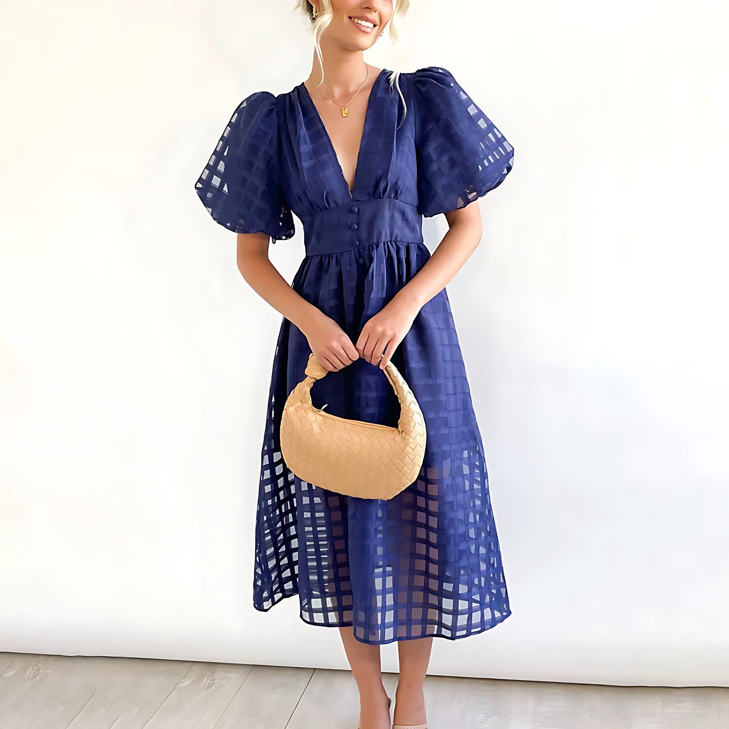 Sommerkleid Midi Karomuster Luftig mit V-Ausschnitt